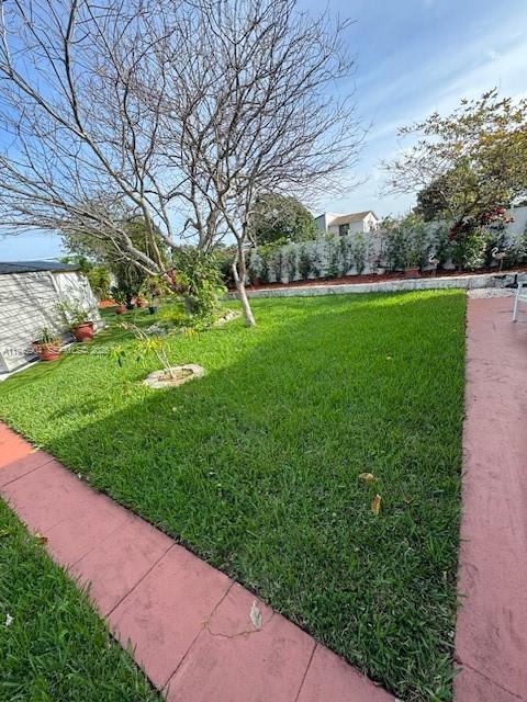 LAKES N GARDENS CONDO #50 - Residential Lease