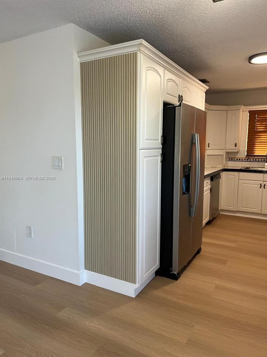 LAKES N GARDENS CONDO #50 - Residential Lease