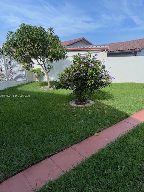 LAKES N GARDENS CONDO #50 - Residential Lease