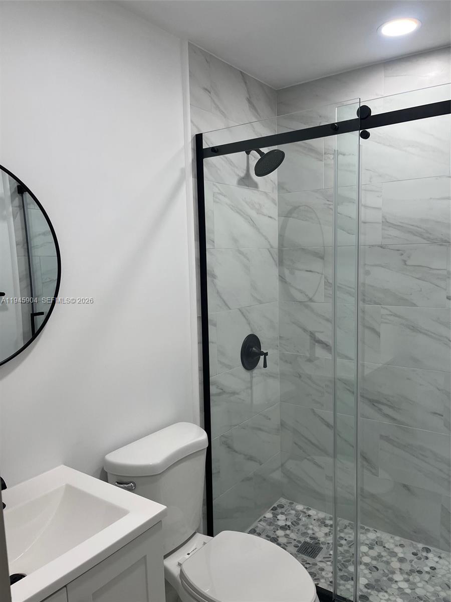 LAKES N GARDENS CONDO #50 - Residential Lease