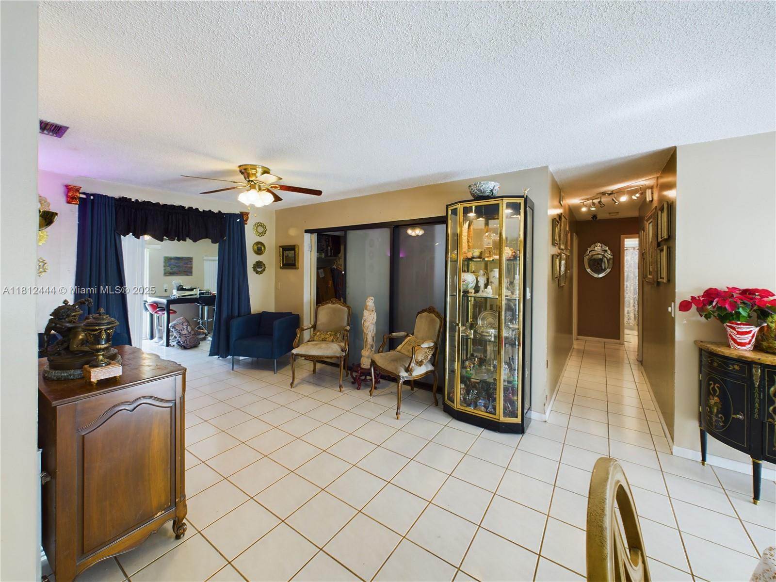 10221 SW 50th Ct
