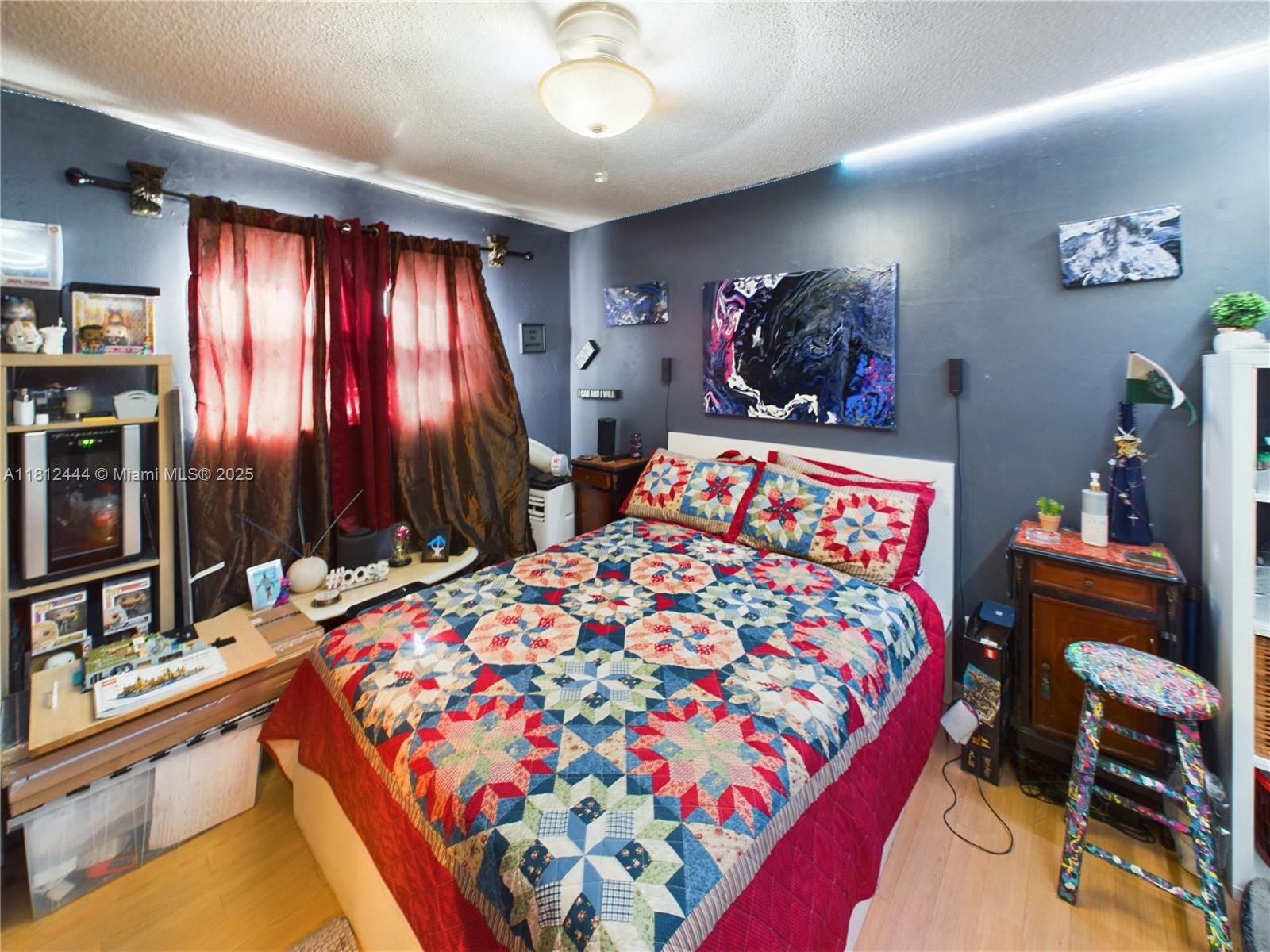 10221 SW 50th Ct