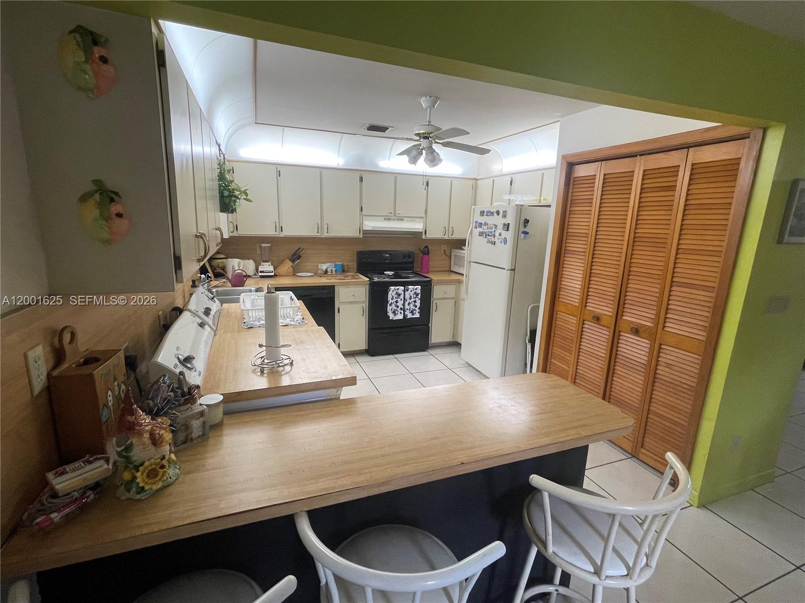 FLAGLER WATERWAY ESTATES - Residential Lease