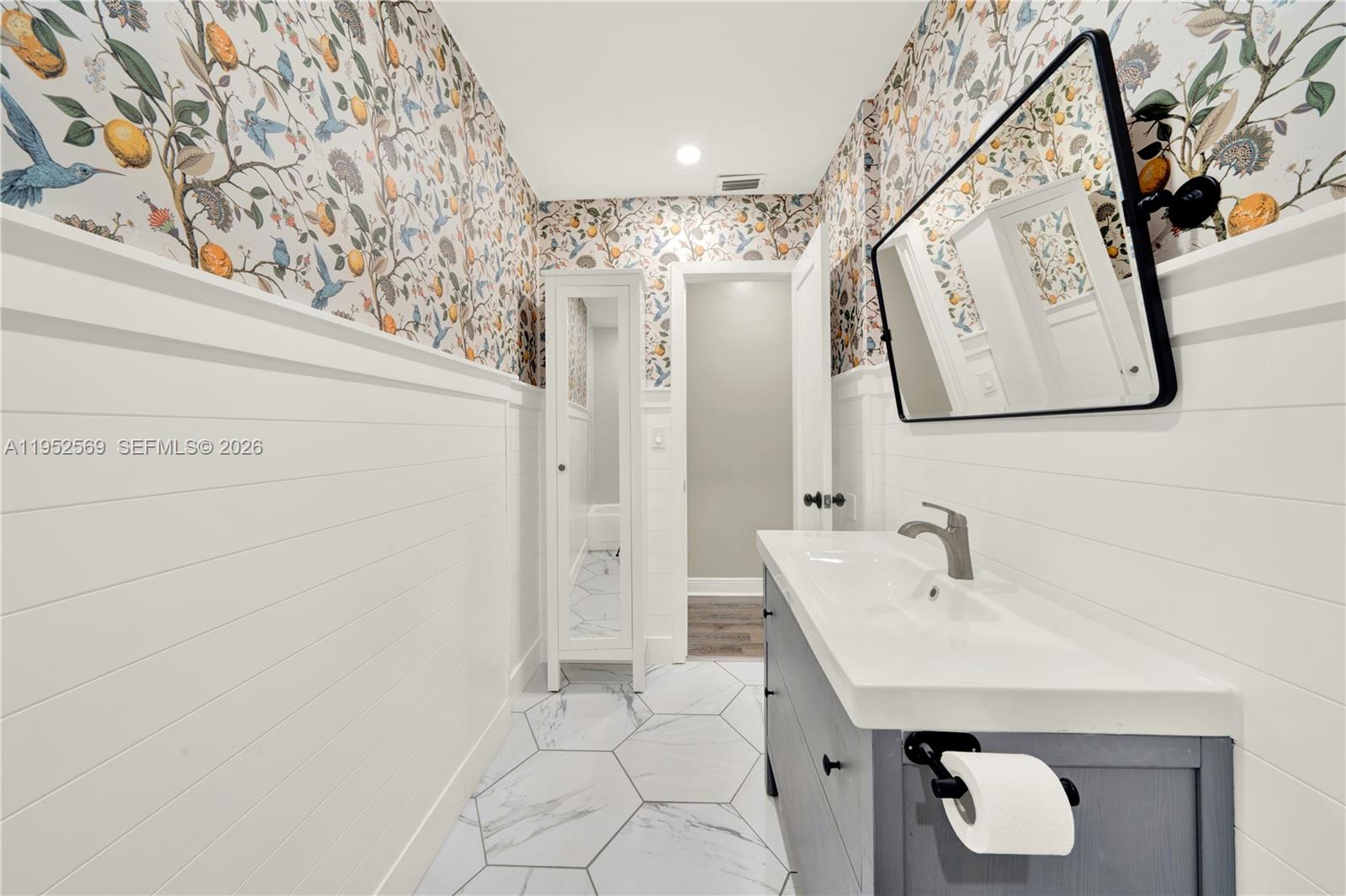 UNIVERSAL ESTATES SOUTH - Residential