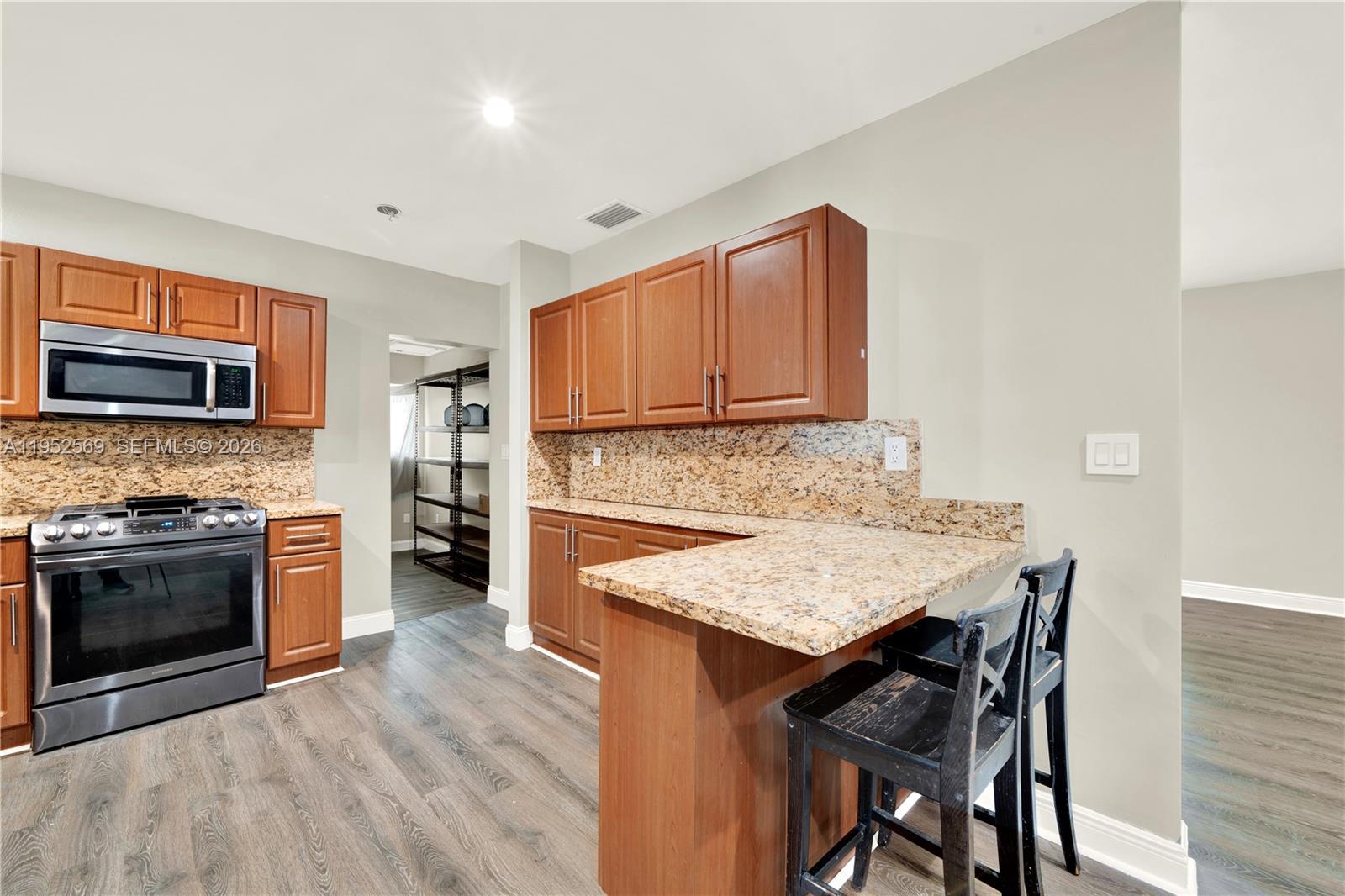 UNIVERSAL ESTATES SOUTH - Residential