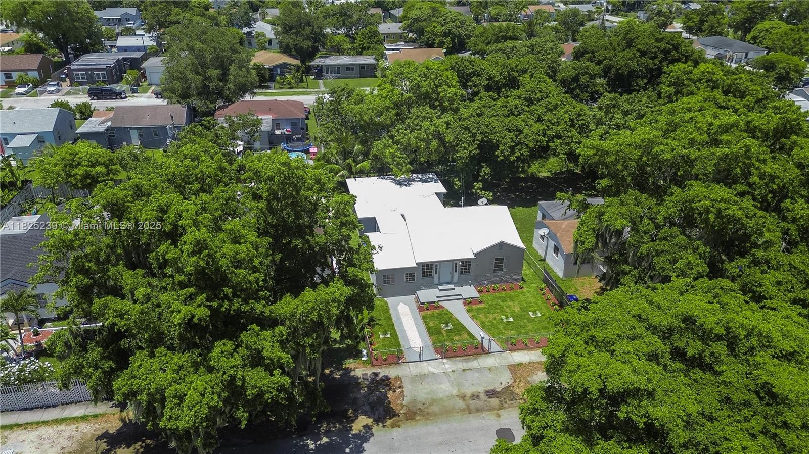SEVENTH AVE PARK - Residential