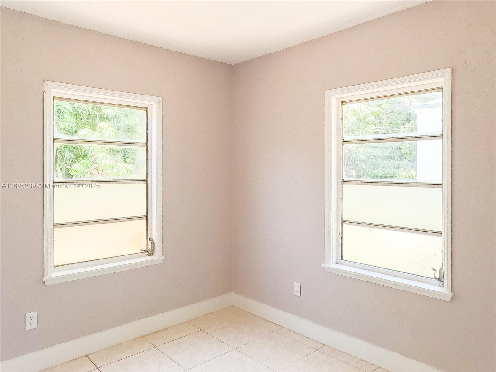 SEVENTH AVE PARK - Residential