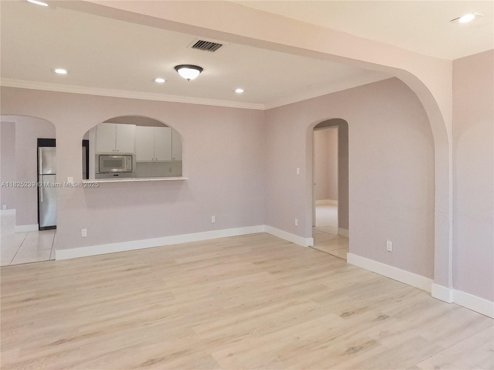 SEVENTH AVE PARK - Residential