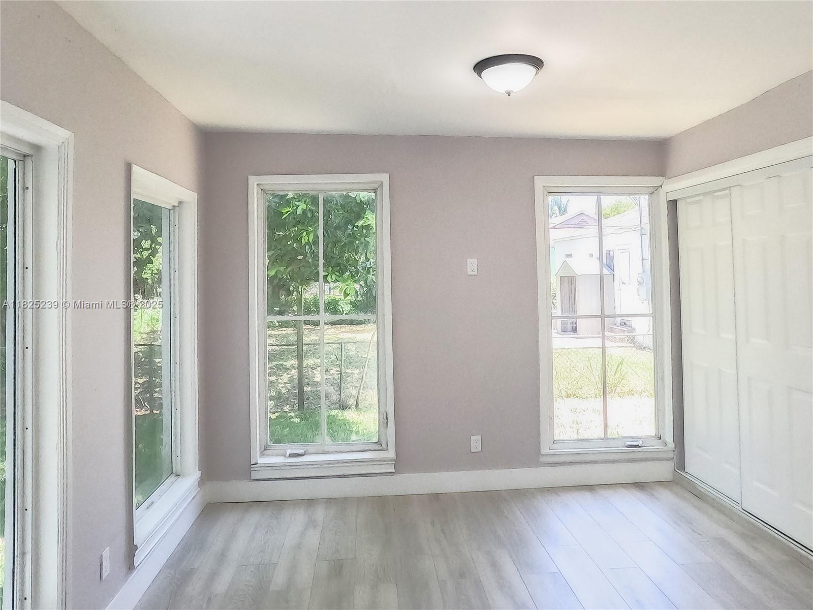 SEVENTH AVE PARK - Residential