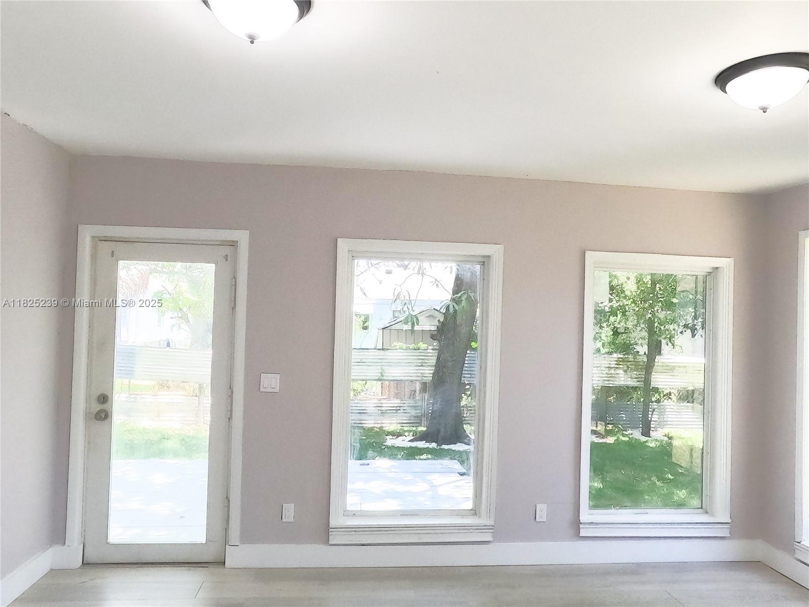 SEVENTH AVE PARK - Residential