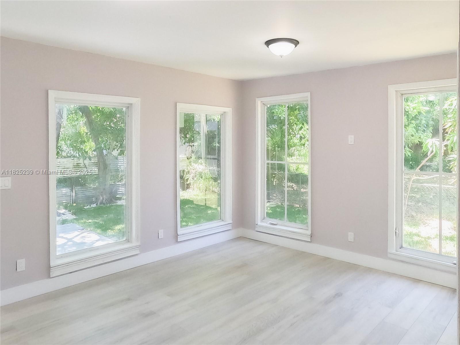 SEVENTH AVE PARK - Residential