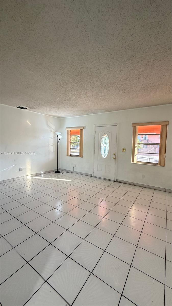 HIALEAH 3RD ADDN - Residential