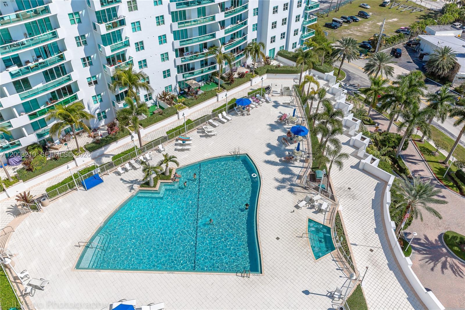 7900 Harbor Island Dr PH23