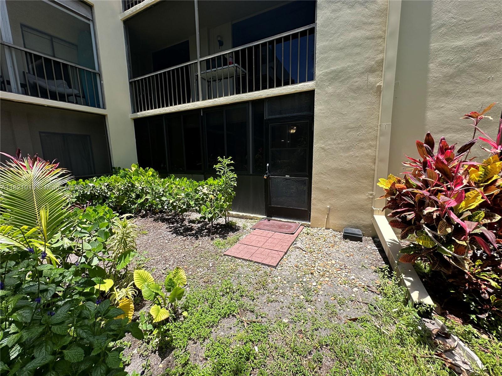 SEAGRAPE CONDO - Residential