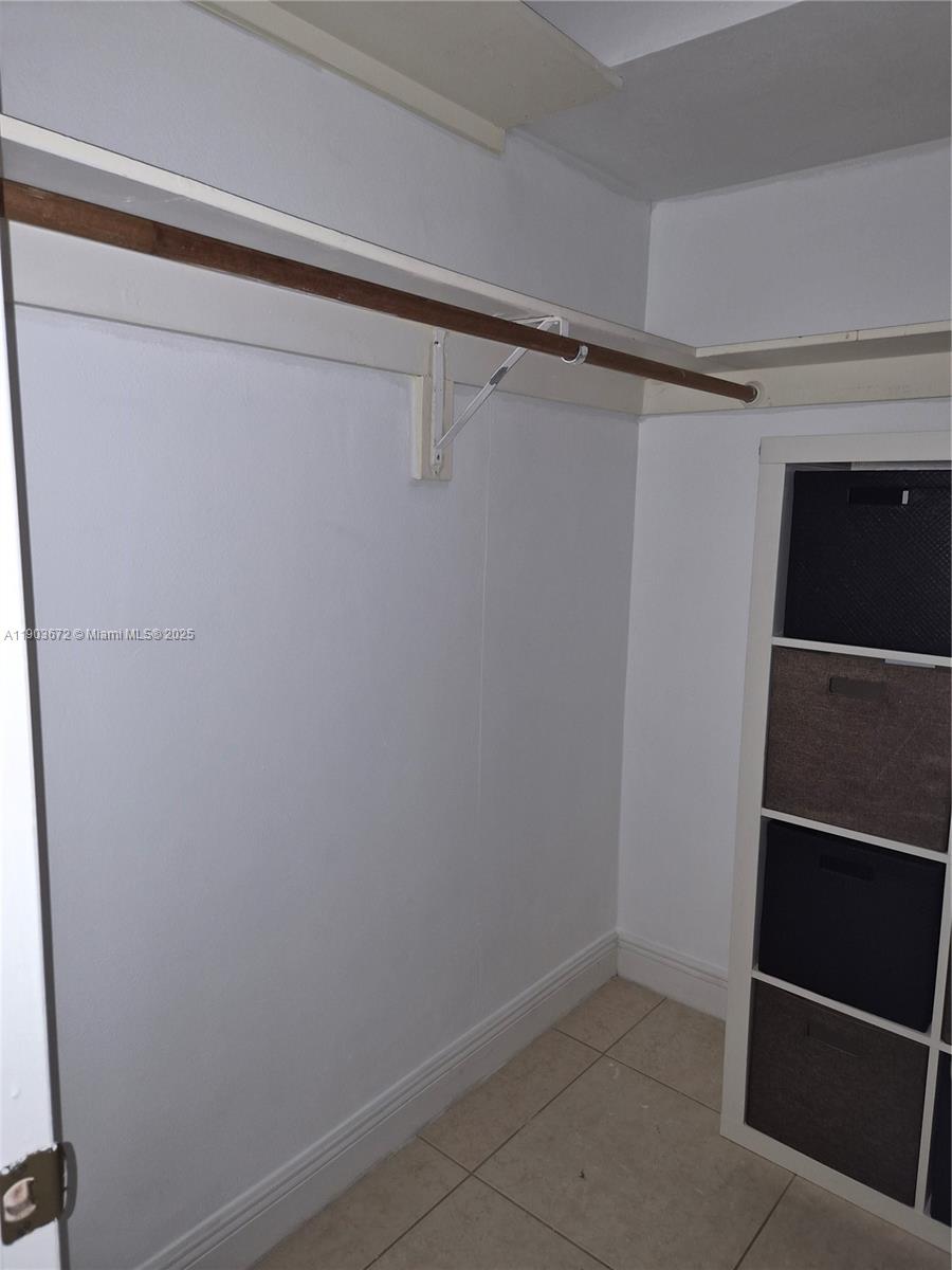 POINT EAST SEC III CONDO - Residential Lease