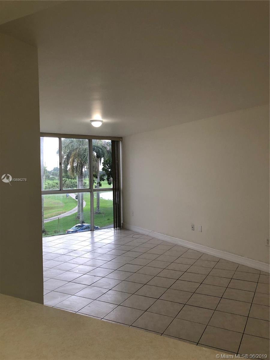 LAS BRISAS@ COUNTRY CLUB - Residential Lease