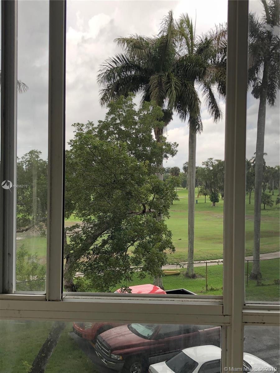 LAS BRISAS@ COUNTRY CLUB - Residential Lease