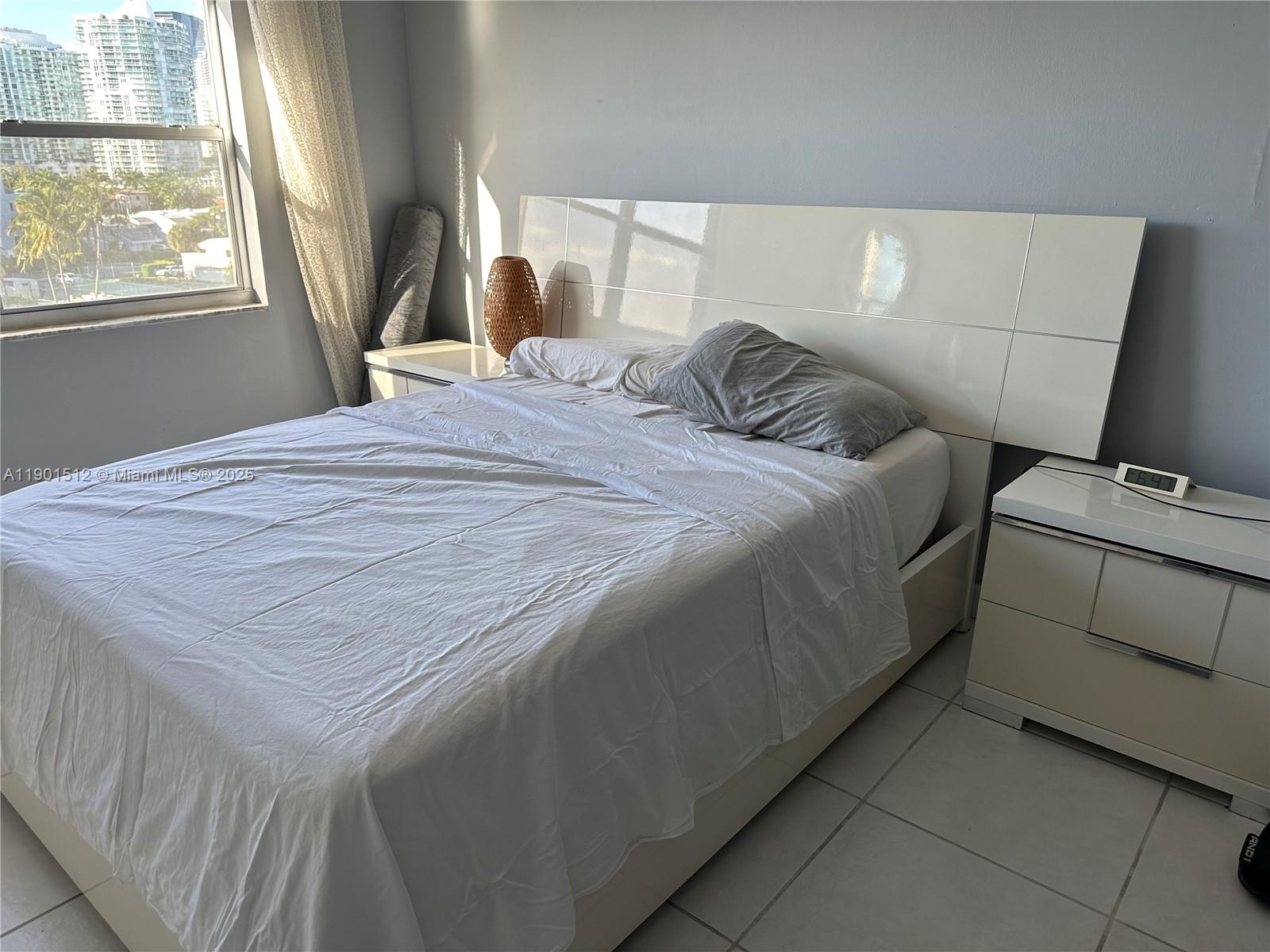 COASTAL TOWERS CONDO - Residential Lease