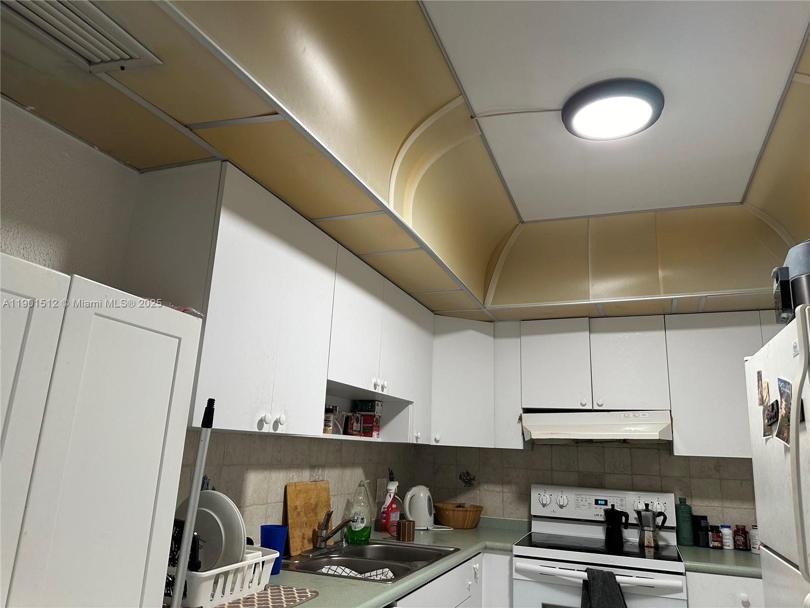 COASTAL TOWERS CONDO - Residential Lease