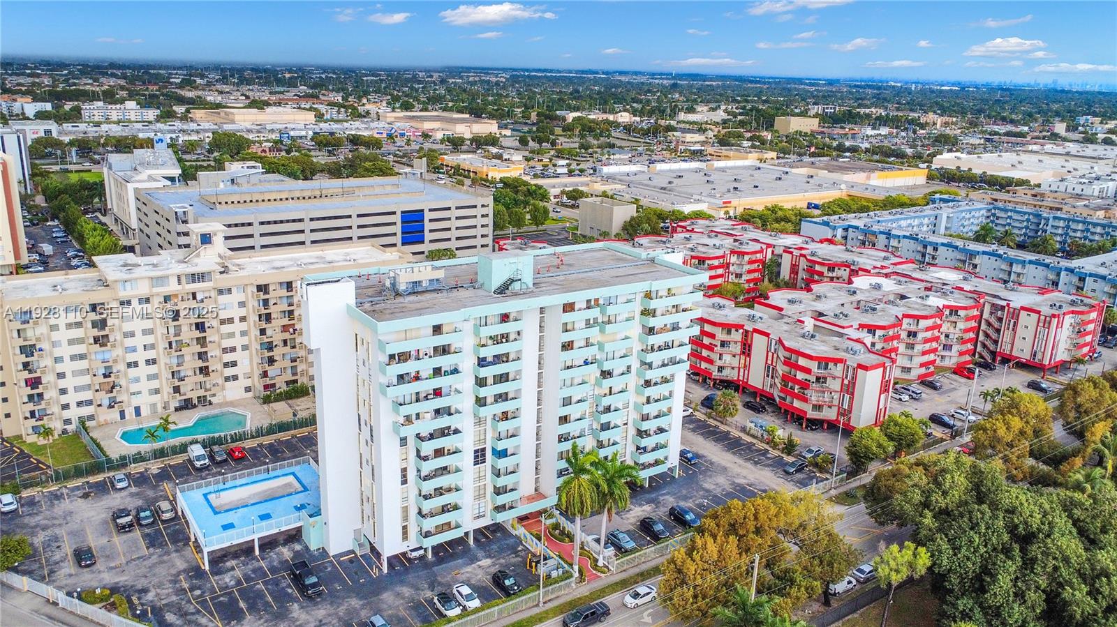 IMPERIAL TERRACES CONDO - Residential