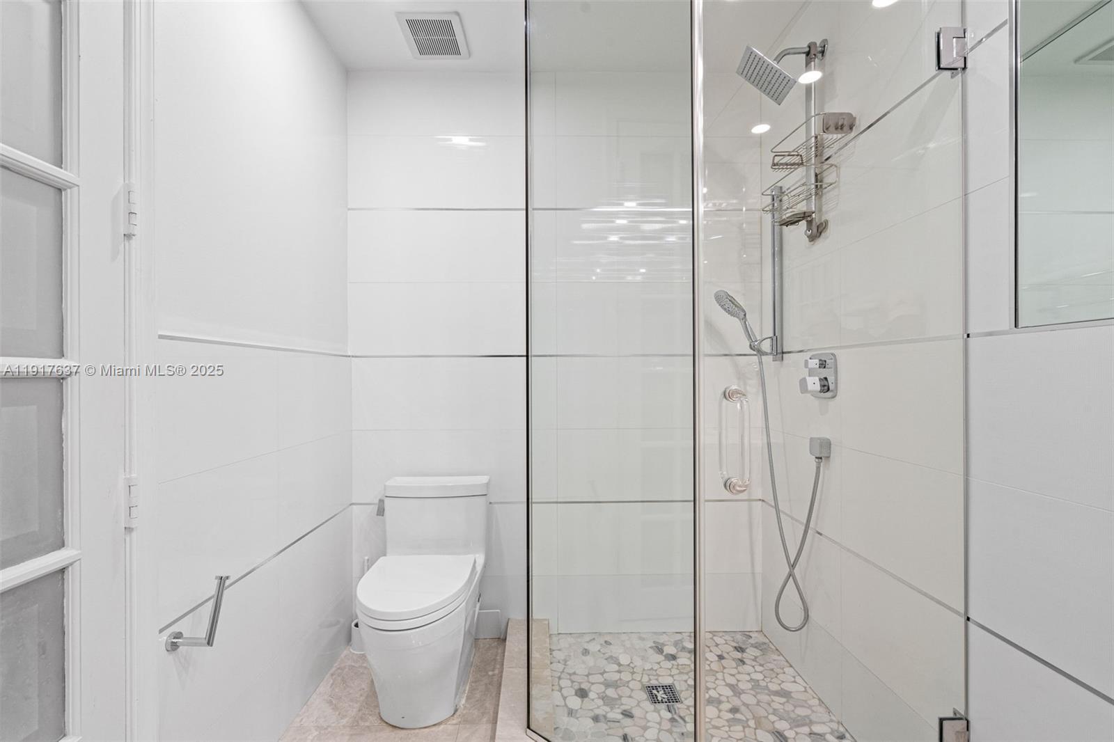 ROYAL HARBOUR YACHT CLUB - Residential