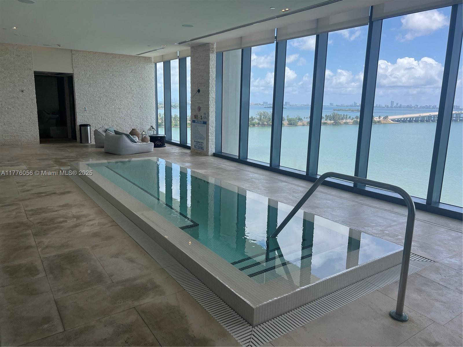ONE PARAISO CONDO - Residential