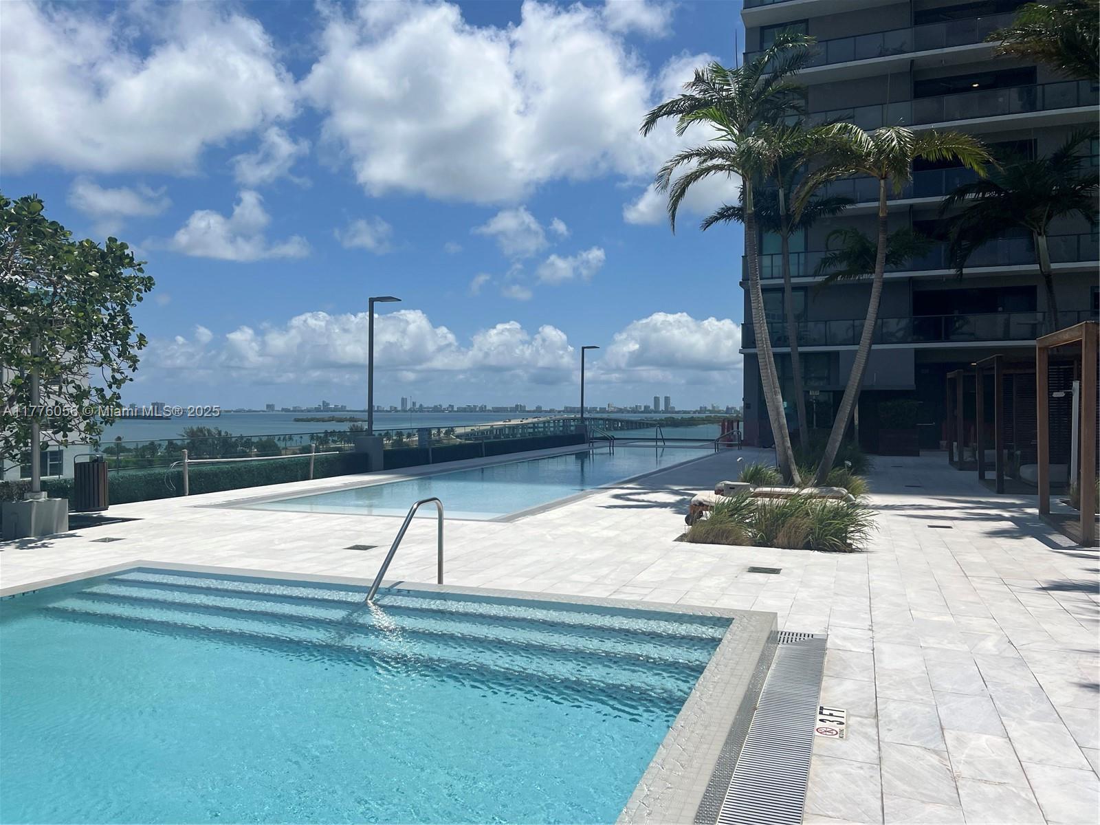 ONE PARAISO CONDO - Residential