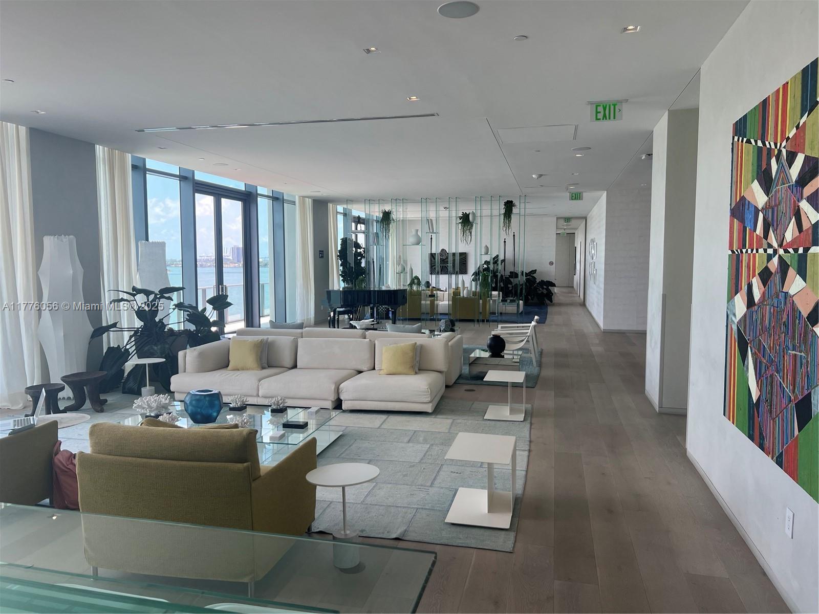ONE PARAISO CONDO - Residential