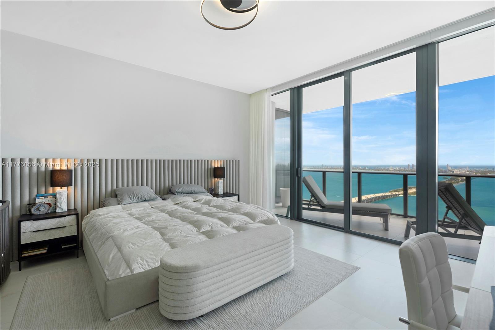 ONE PARAISO CONDO - Residential