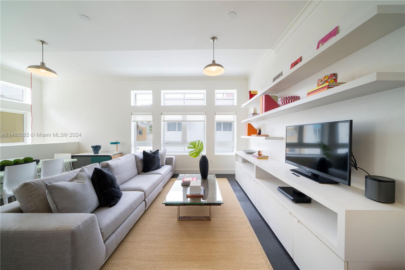 AQUA AT ALLISON ISLAND - Residential