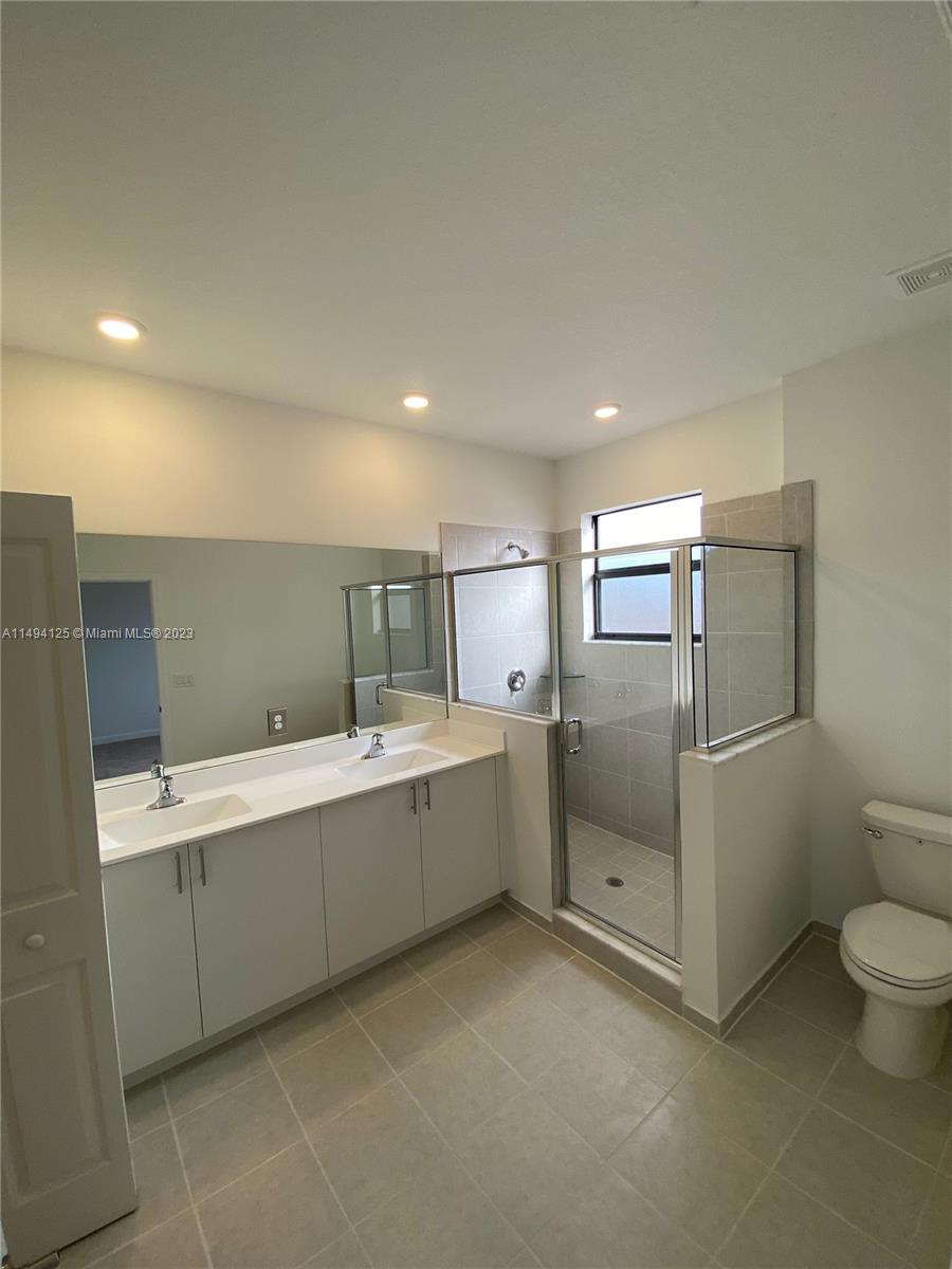 PINE ISLE - Residential Lease