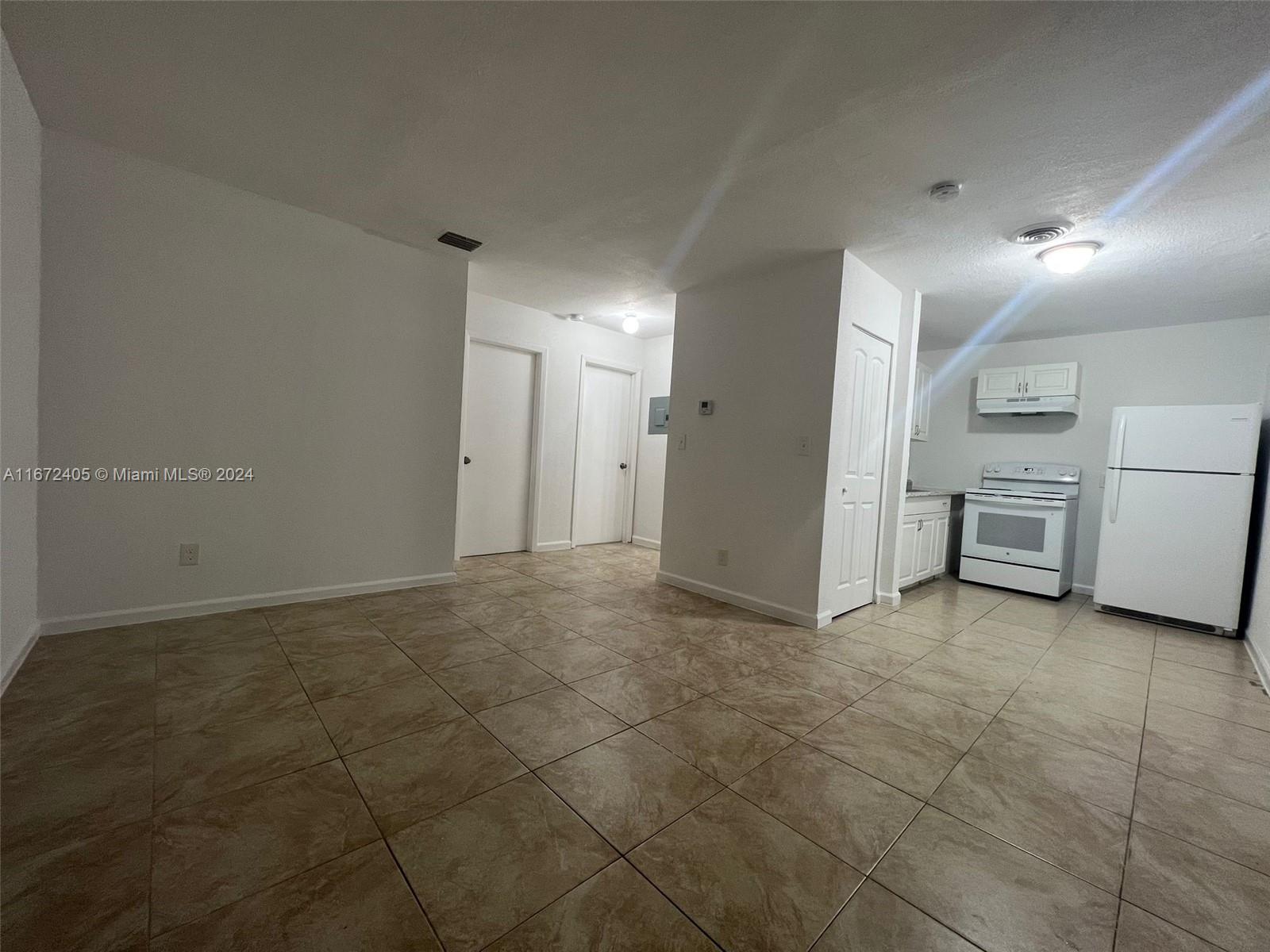 Amazing 2 Bed, 1 Bath home in Lauderhill.
Open floor plan amongst living and dining area. Home is well maintained with tiles floors in all rooms, new window blinds, and a fenced backyard. Both bedrooms have a decent sized closet, ample space, and 2 windows each. Kitchen has a large pantry, oven, range, fridge, and cabinets.
Home is move-in ready! Call listing agent today to schedule a showing.