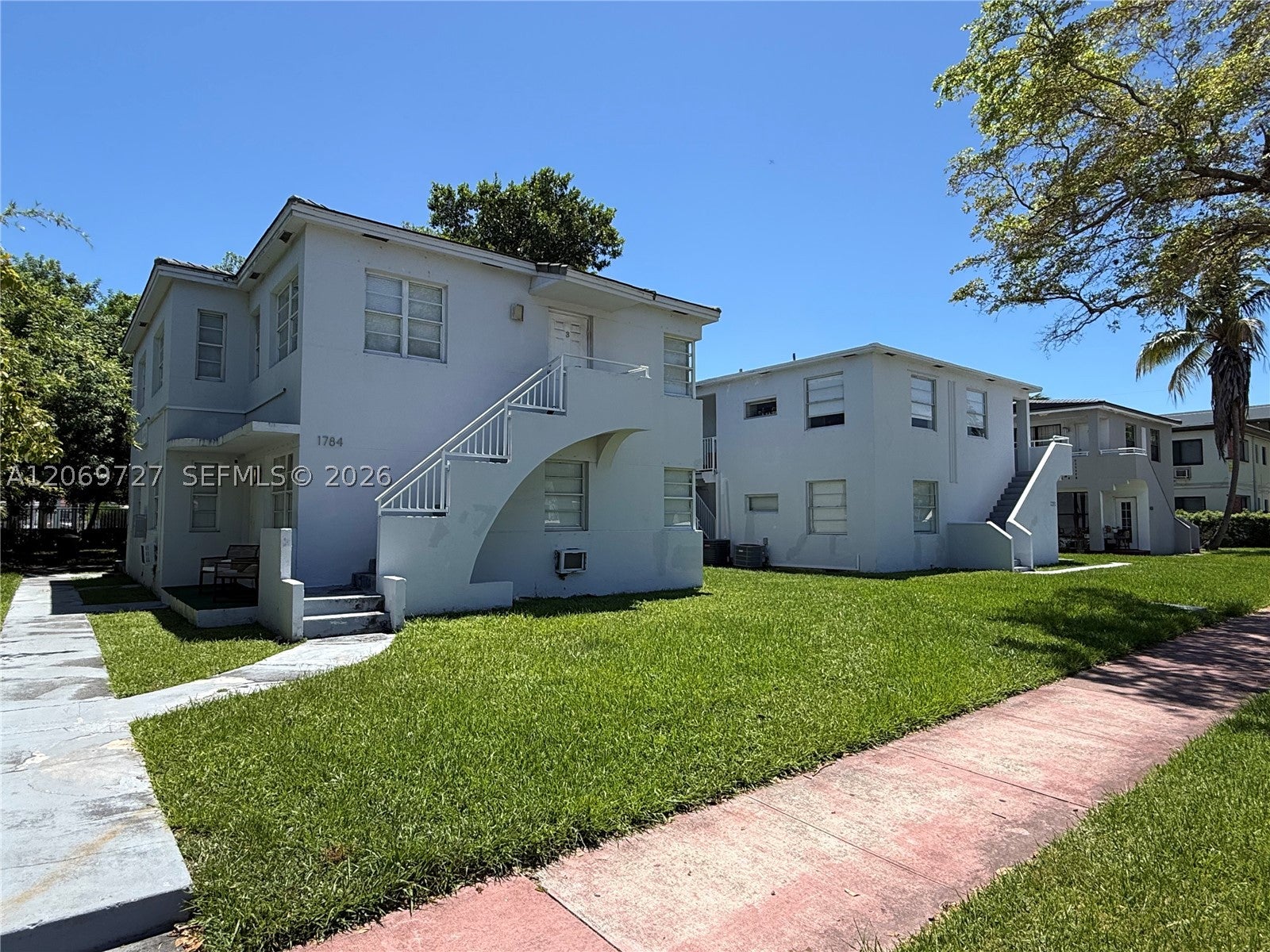 1794 Normandy Dr