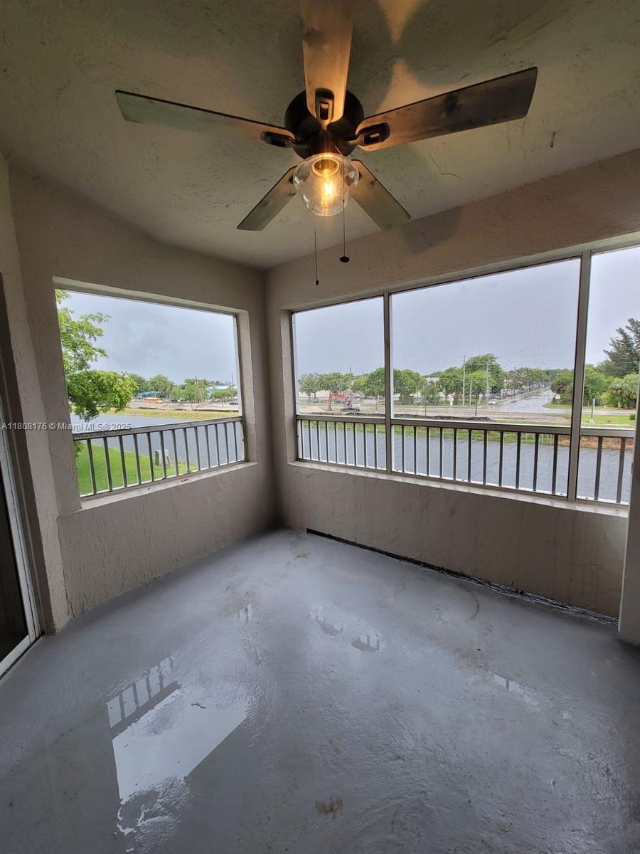 LAKEVIEW CLUB CONDO - Residential Lease