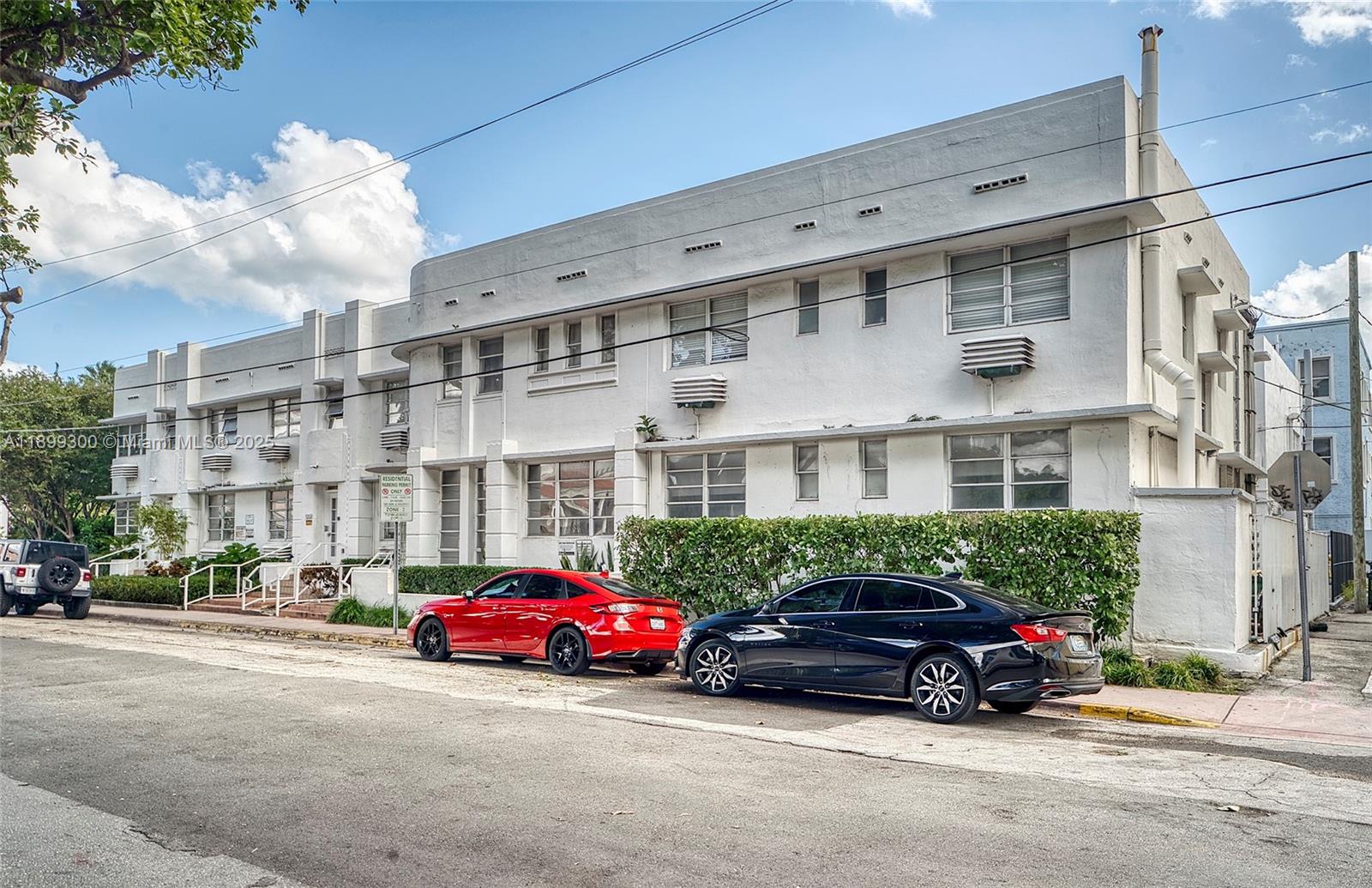 THE BAYLISS CONDO - Residential