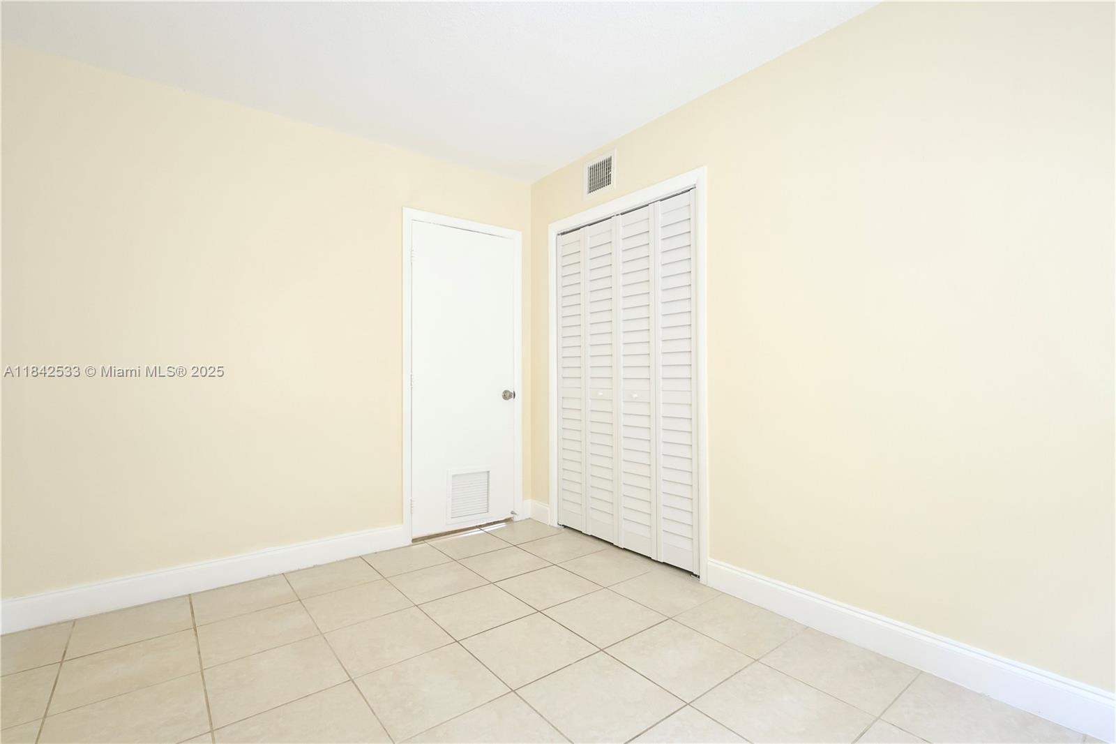 1429 SW 9th St 5