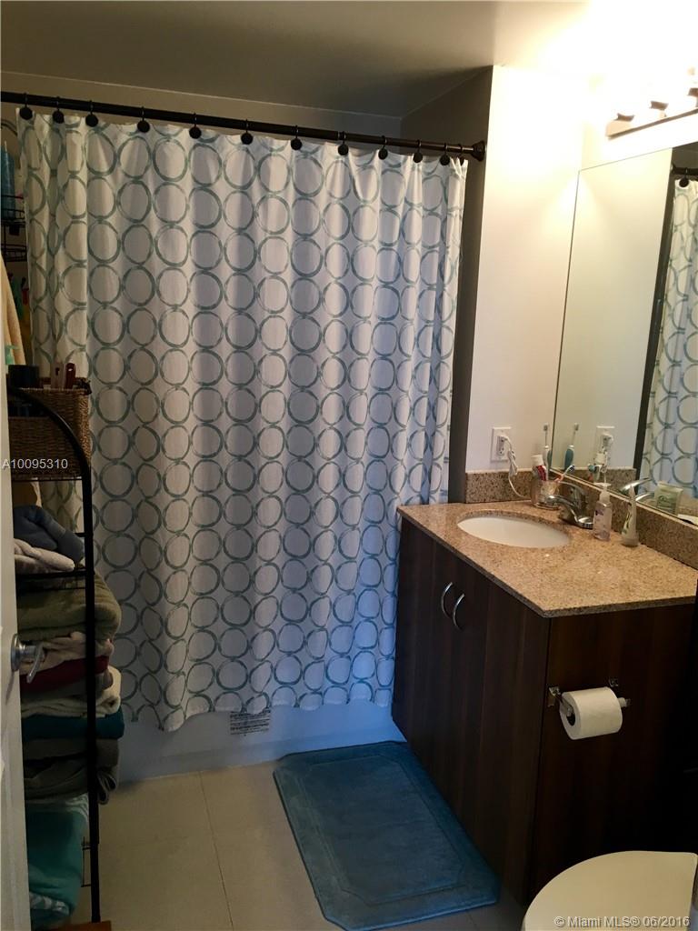 BISCAYNE BAY - Residential Lease