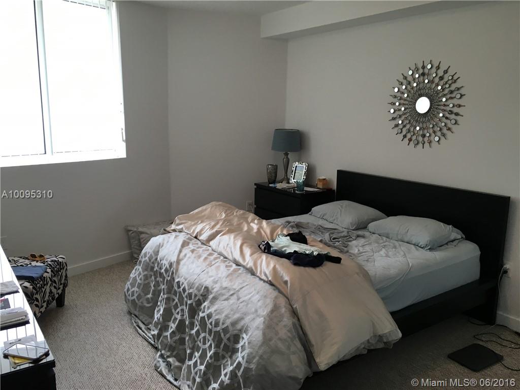 BISCAYNE BAY - Residential Lease