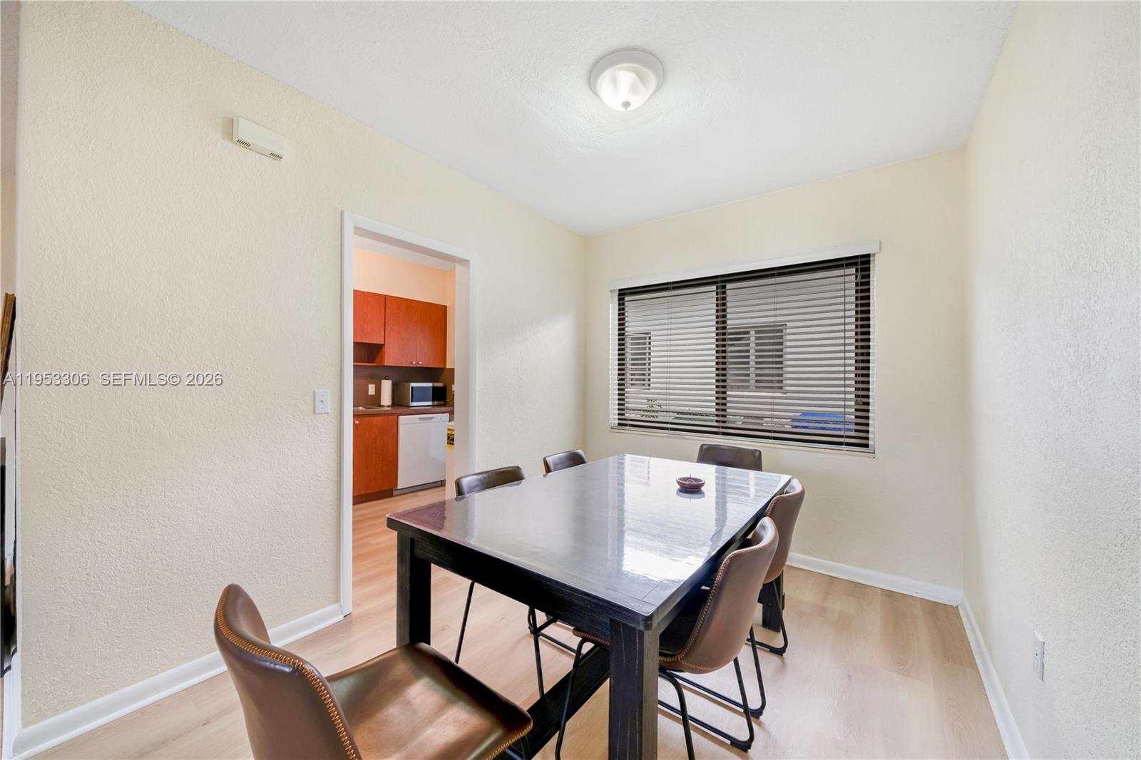 SHADOWLAWN EXTN SUB - Residential Lease