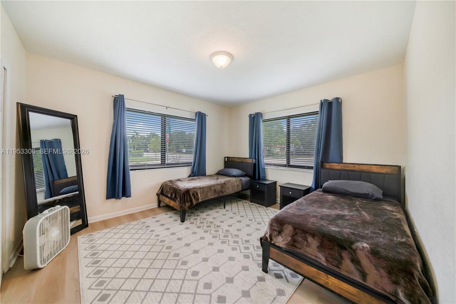 SHADOWLAWN EXTN SUB - Residential Lease