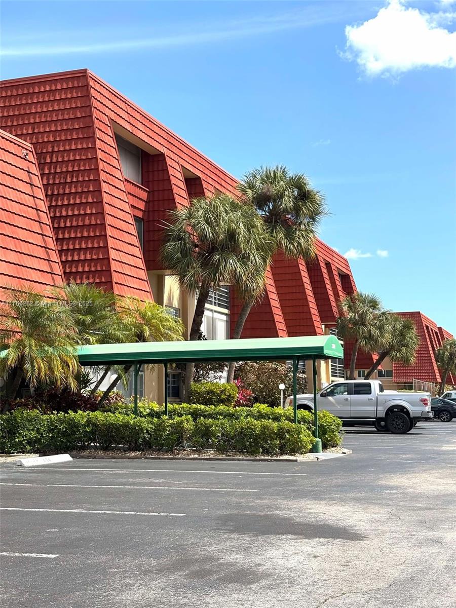 BOCA CLUB CONDO - Residential