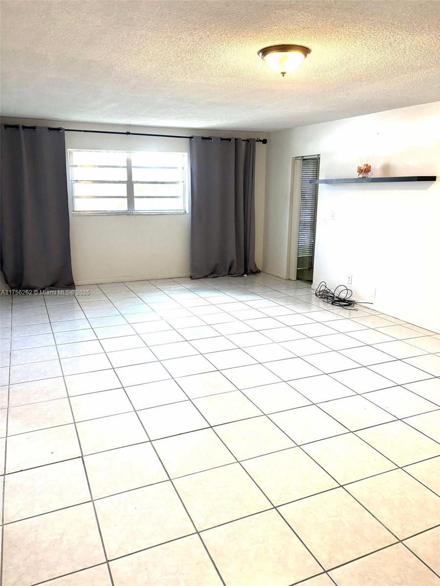 BOCA CLUB CONDO - Residential