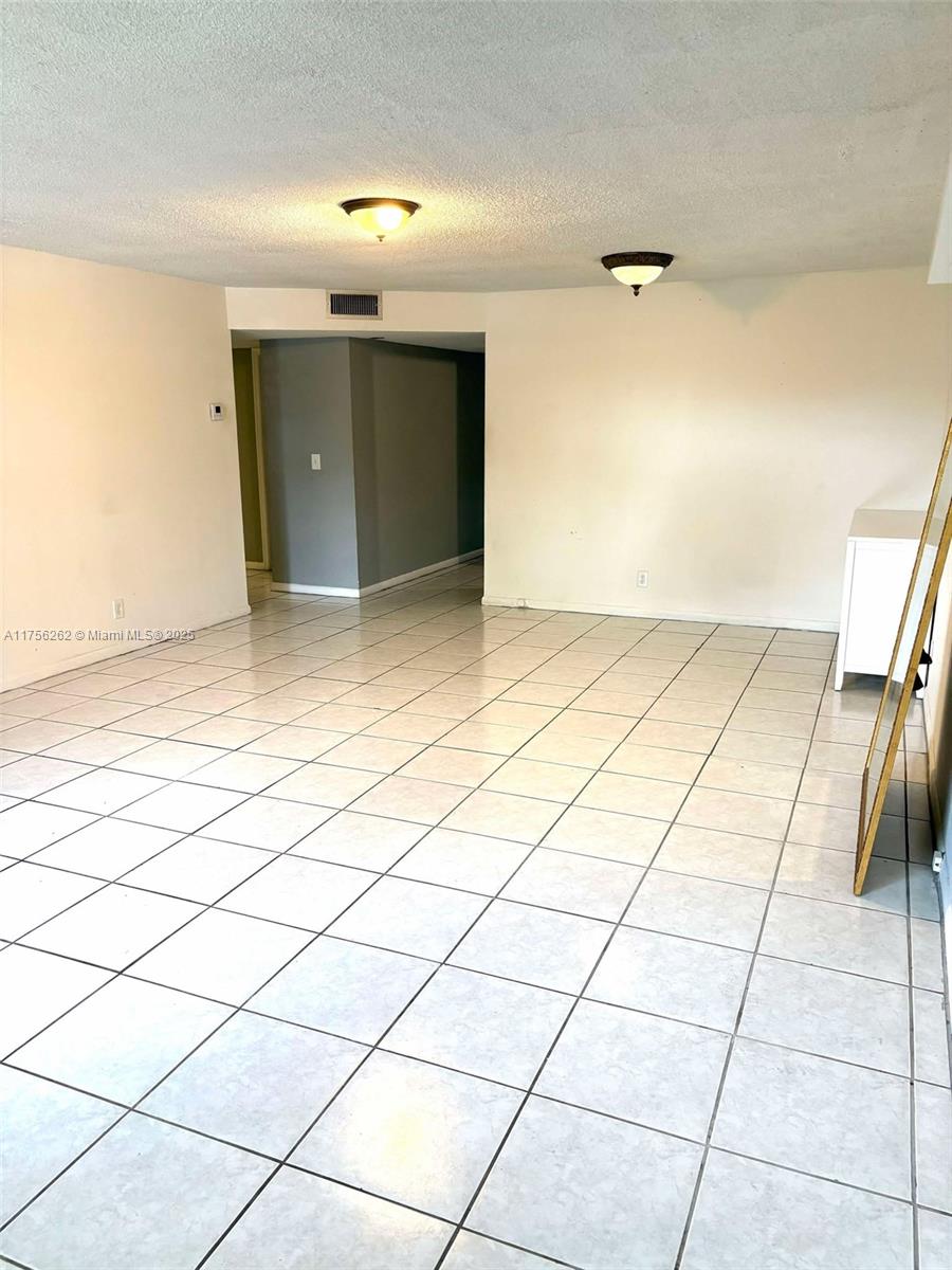 BOCA CLUB CONDO - Residential