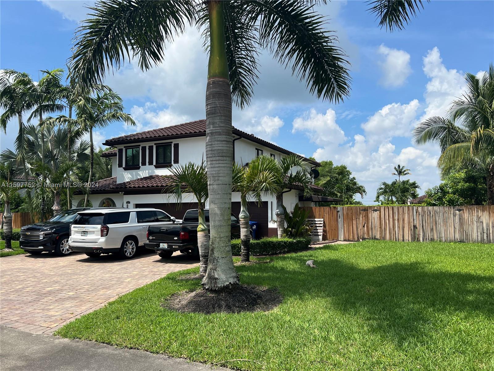Property for Sale at 21046 Sw 133rd Ct, Miami, Broward County, Florida - Bedrooms: 5 
Bathrooms: 5  - $1,174,000