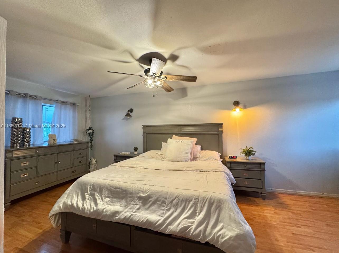 LAKES OF ACADIA UNIT ONE - Residential