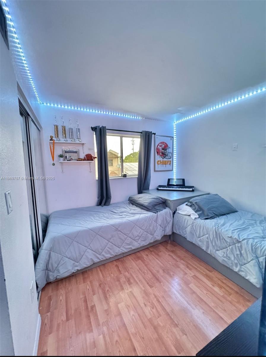 LAKES OF ACADIA UNIT ONE - Residential