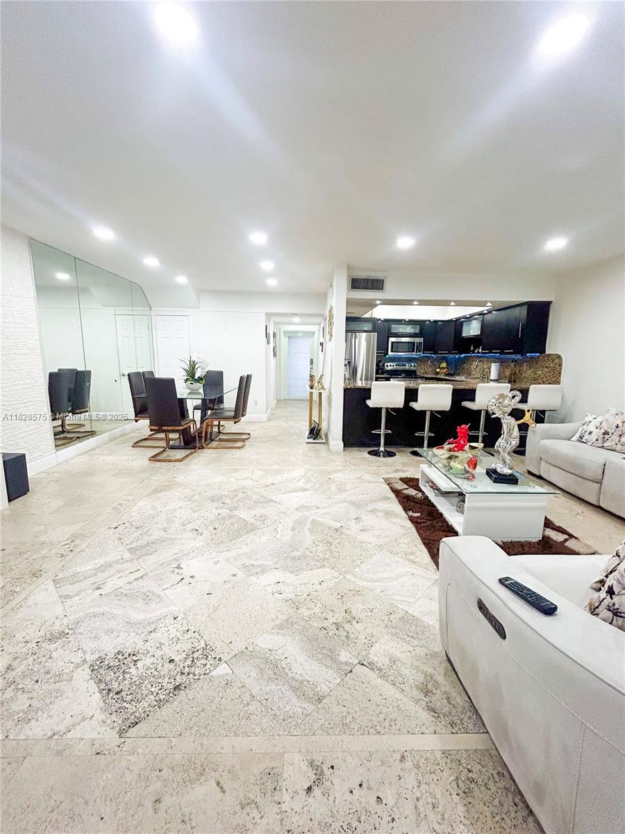 7060 W 2nd Way 7060