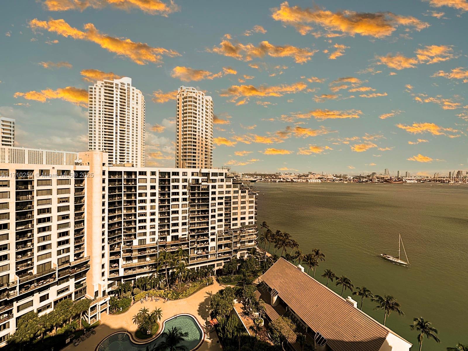Property for Sale at 520 Brickell Key Dr A1802, Miami, Miami-Dade County, Florida - Bedrooms: 1 
Bathrooms: 2  - $595,000