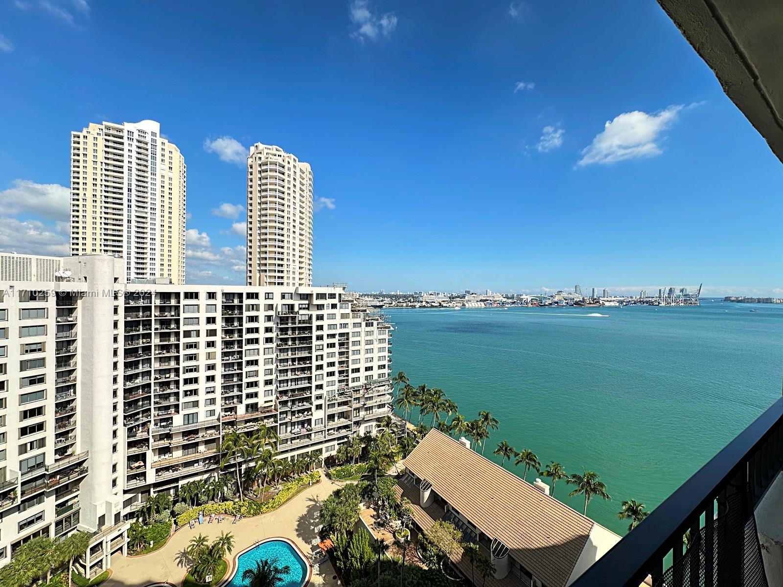 520 Brickell Key Dr A1802, Miami, Miami-Dade County, Florida - 1 Bedrooms  
2 Bathrooms - 