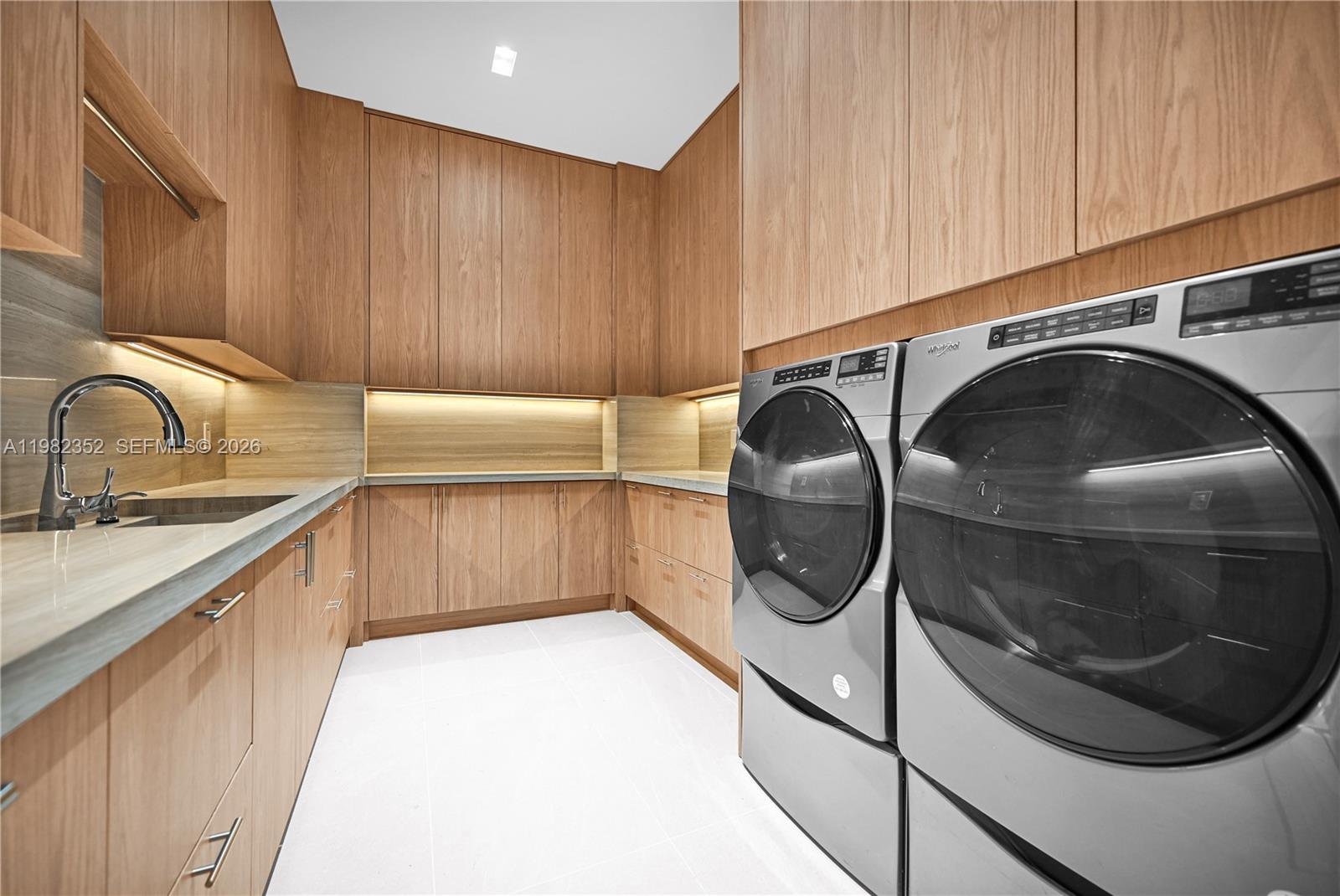 WINDMILL RANCH ESTATES - Residential